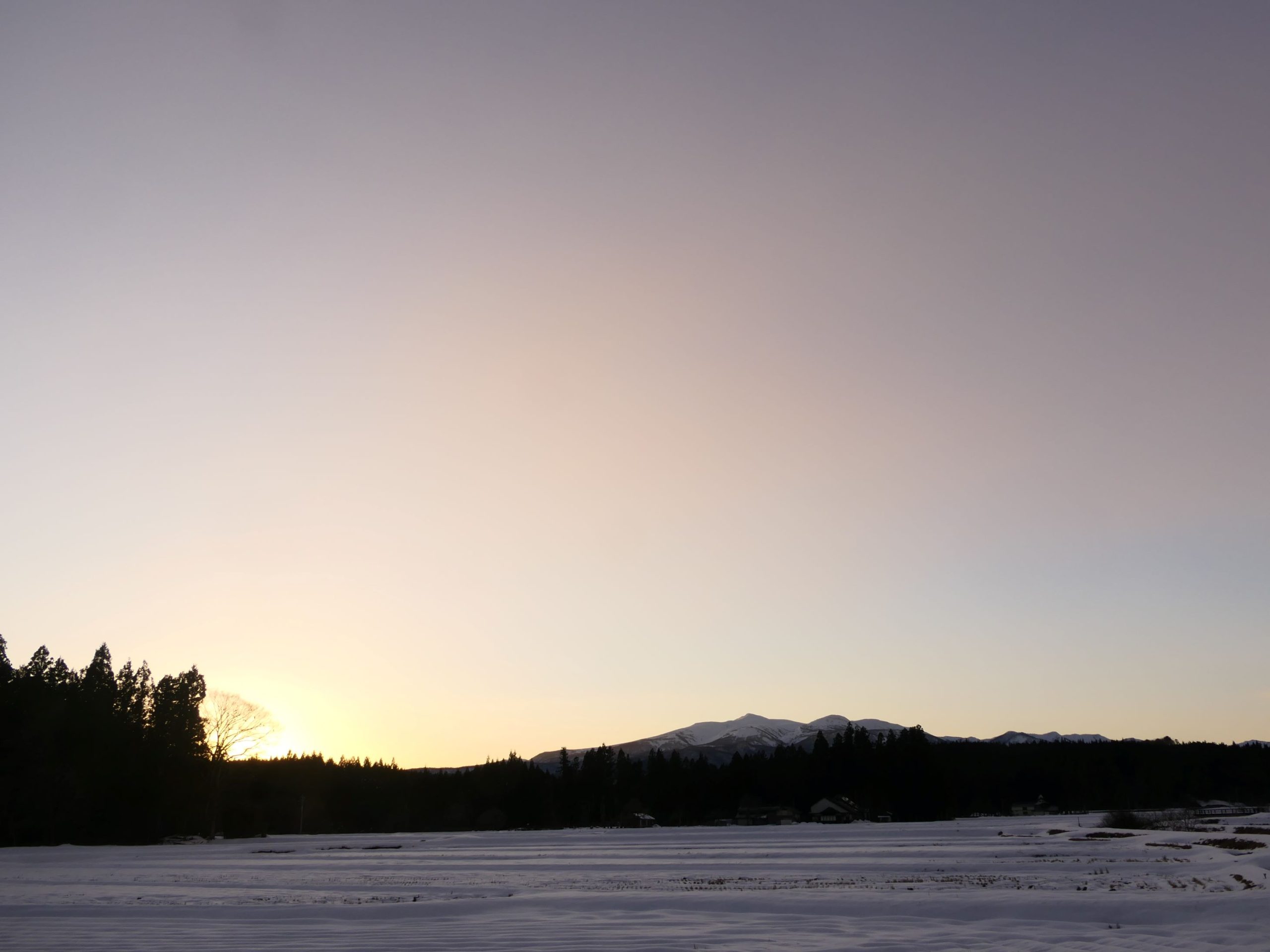 夕刻の栗駒山（1/12）